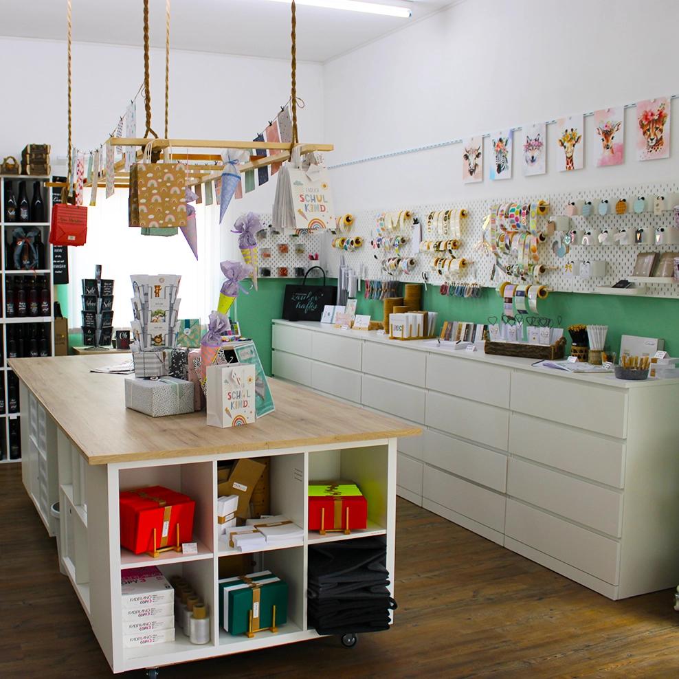 Packzauber – Verpackungsmaterialien und Geschenkboxen